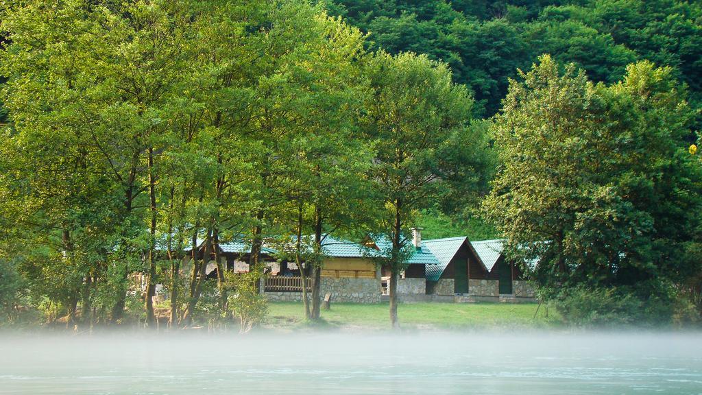 ホテル Camping Drina フォチャ エクステリア 写真